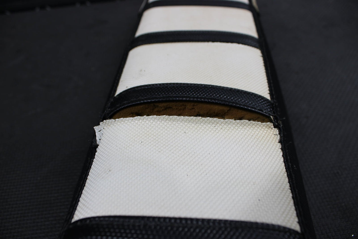 2013 10 - 13 Honda CRF250R Seat Saddle Foam Pan Moto Seat Cover 77100 - Men - A40 - hggarage