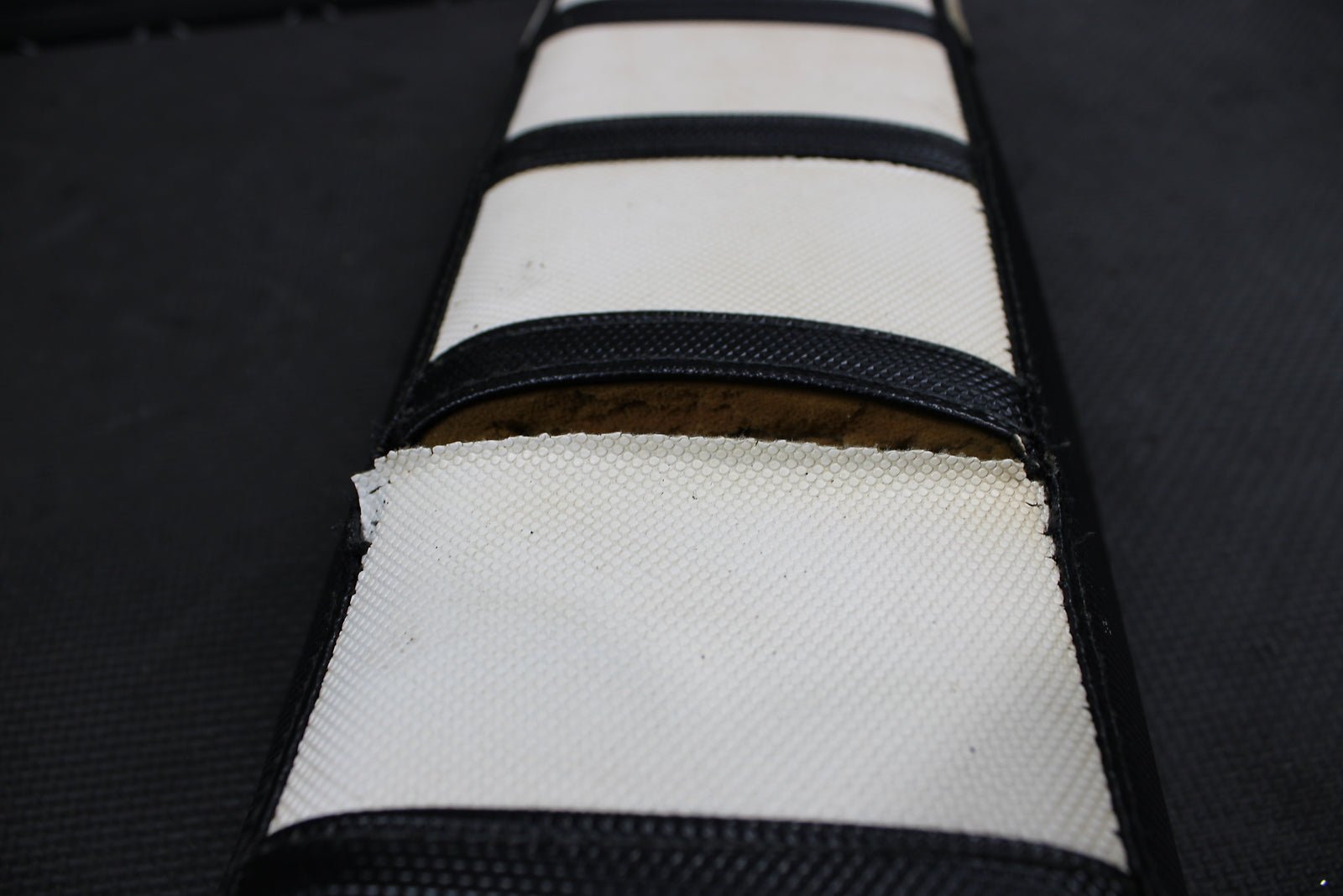 2013 10 - 13 Honda CRF250R Seat Saddle Foam Pan Moto Seat Cover 77100 - Men - A40 - hggarage