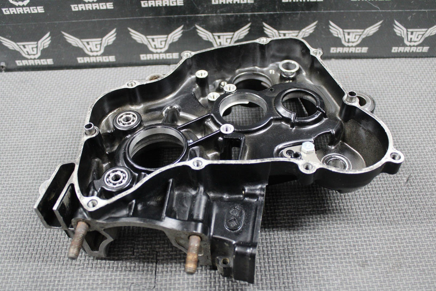 1988 HONDA CR125R OEM RIGHT ENGINE MOTOR CRANKCASE CRANK CASE 111A0 - KS6 - 830 GOOD - hggarage