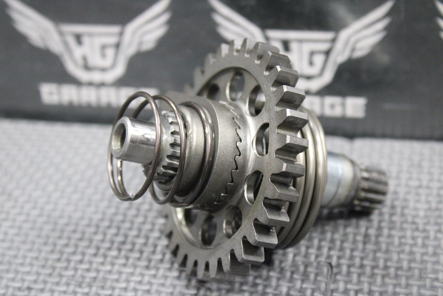 2020 SUZUKI 19 - 25 RMZ250 OEM KICKSTART KICK START SHAFT W IDLER GEAR 26211 - 46K00 - hggarage