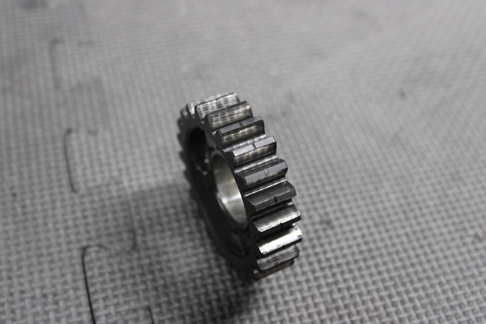 1999 HONDA CR500R OEM TRANSMISSION COUNTER SHAFT 3RD GEAR 23T 23451 - ML3 - 000 - hggarage