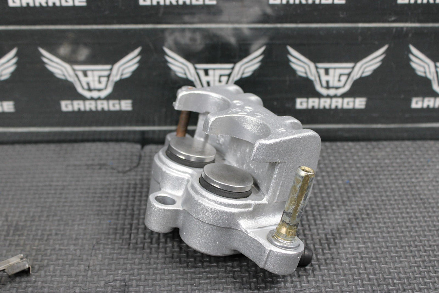 1996 SUZUKI RM250 OEM NISSIN FRONT BRAKE CALIPER 59300 - 36E63 - 999 - hggarage