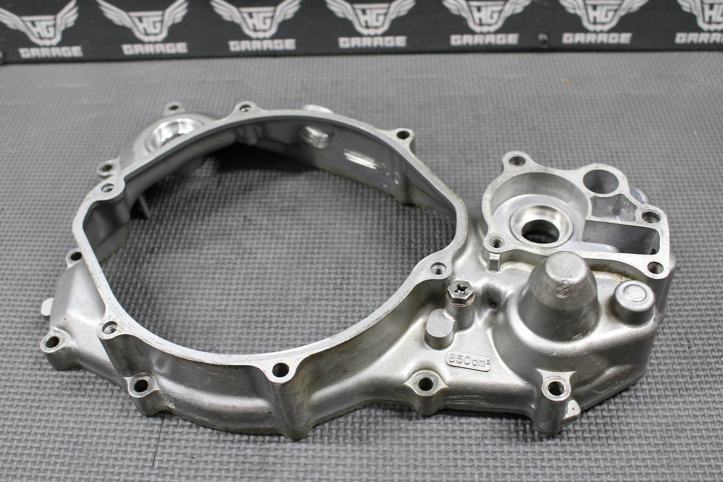 1994 92 - 96 HONDA CR250R OEM RIGHT CRANKCASE INNER CLUTCH COVER 11341 - KZ3 - 890 - hggarage