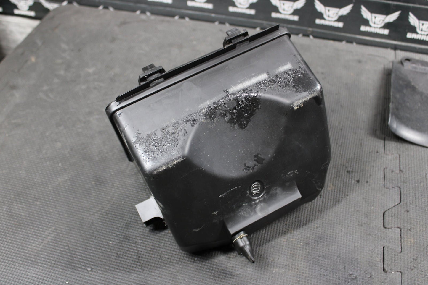 2009 HONDA CRF230L CRF230M OEM AIRBOX INTAKE AIR CLEANER CASE - hggarage
