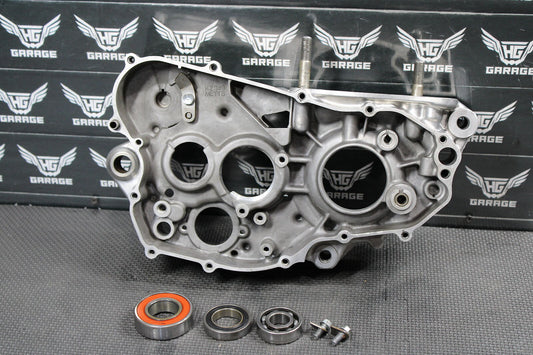 2000 HONDA CR250R OEM RIGHT ENGINE MOTOR CRANKCASE CRANK CASES BLOCK NICE!