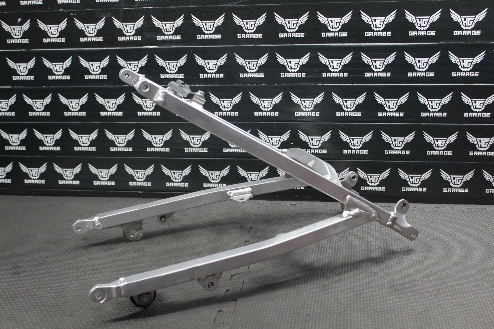 2013 YAMAHA YZ250F OEM REAR BACK SUB FRAME SUBFRAME SEAT RAIL 17D - 21190 - 10 - 00 - hggarage