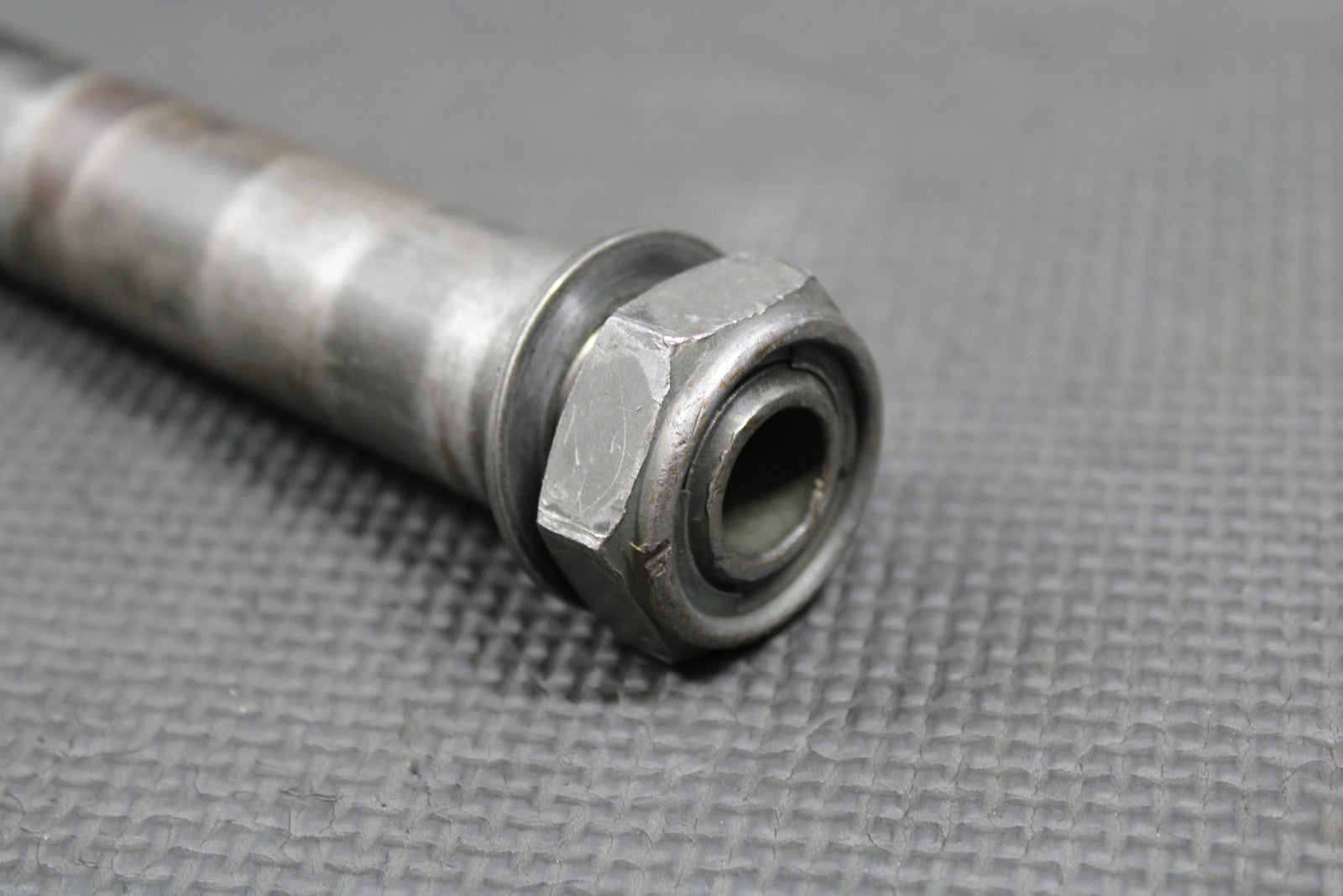 2012 HONDA CRF450R OEM REAR AXLE BACK WHEEL RIM PIVOT BOLT BLOCKS 42301 - KRN - A30 - hggarage