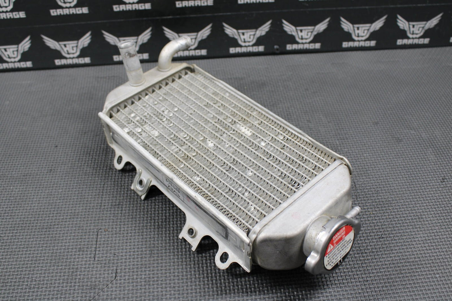 2007 HONDA 07 - 22 CRF150R CRF150RB OEM RIGHT FILL SIDE RADIATOR 19010 - KSE - 003 - hggarage