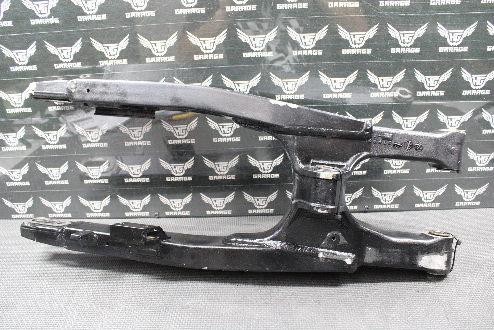 2003 SUZUKI RM125 RM250 K3 OEM SWINGARM SWING ARM REAR SUSPENSION 61000 - 37F10 - hggarage