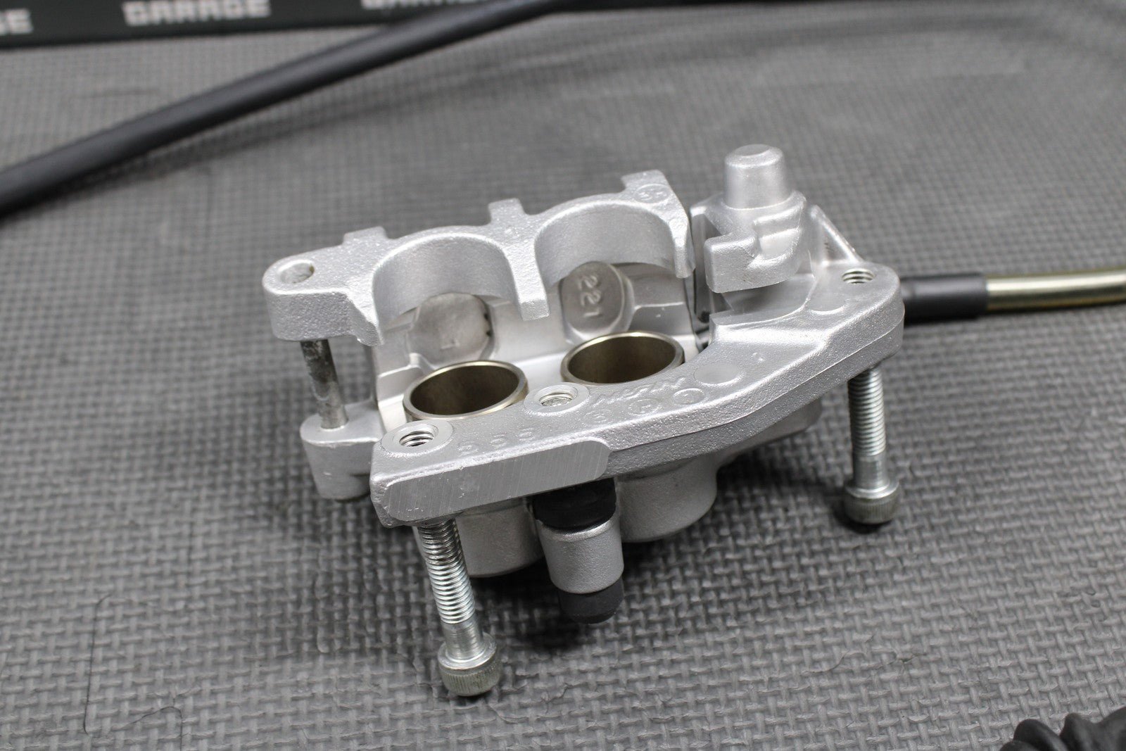 2014 KAWASAKI 13 - 14 KX250F KX450F OEM FRONT BRAKE CALIPER MASTER CYLINDER ASV - hggarage