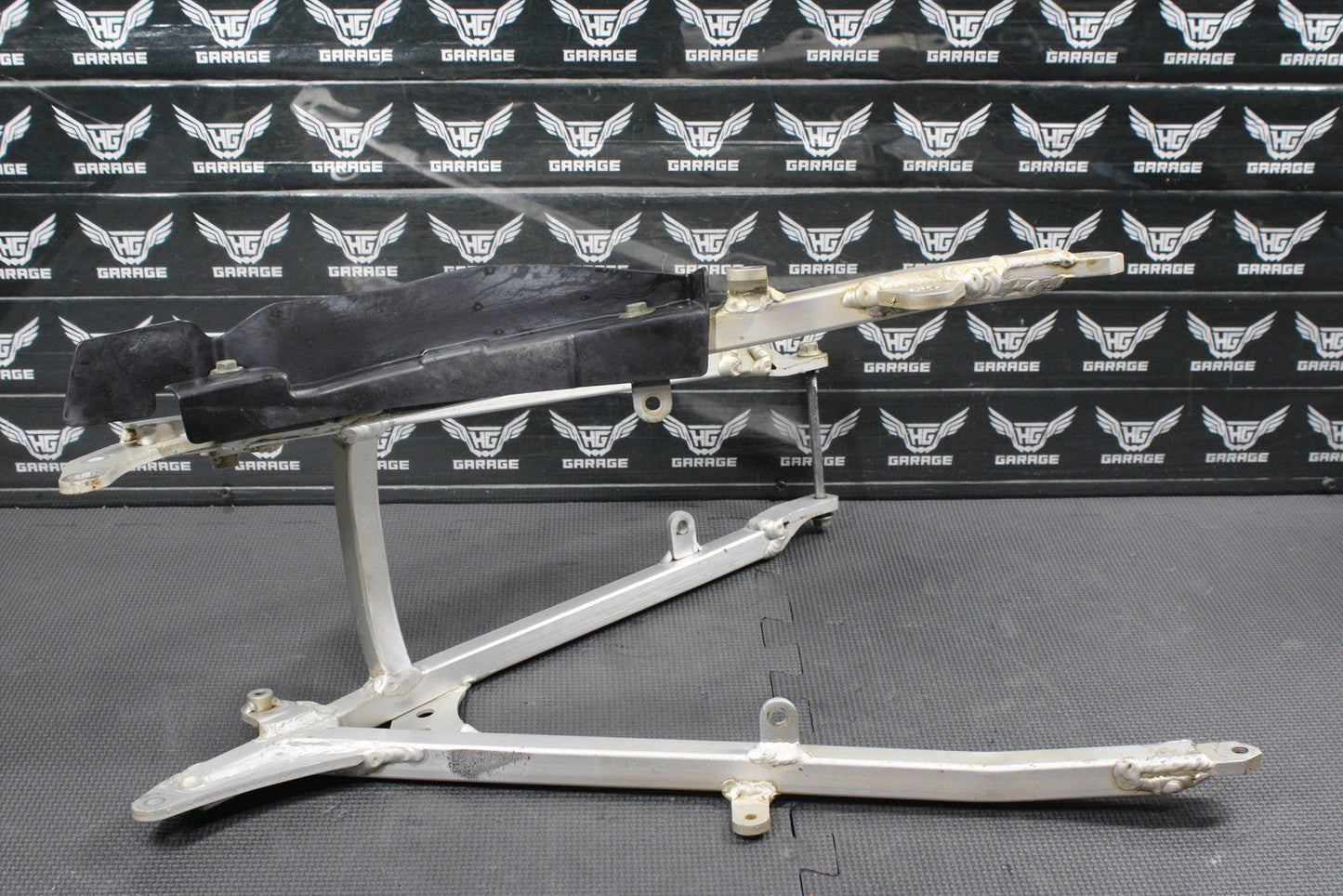 2000 SUZUKI 00 - 04 DRZ400 OEM REAR BACK SUB FRAME SUBFRAME 41200 - 29F00 - hggarage