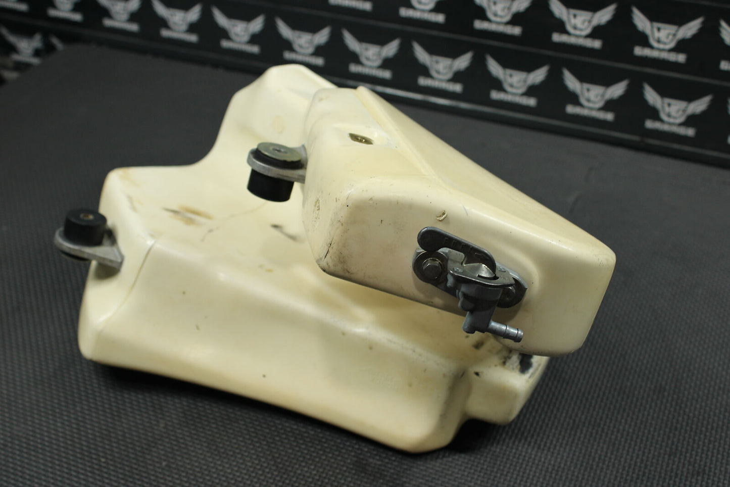 1993 HONDA CR80R OEM GAS FUEL TANK CELL PETROL RESERVOIR 17500-GBF-000ZA