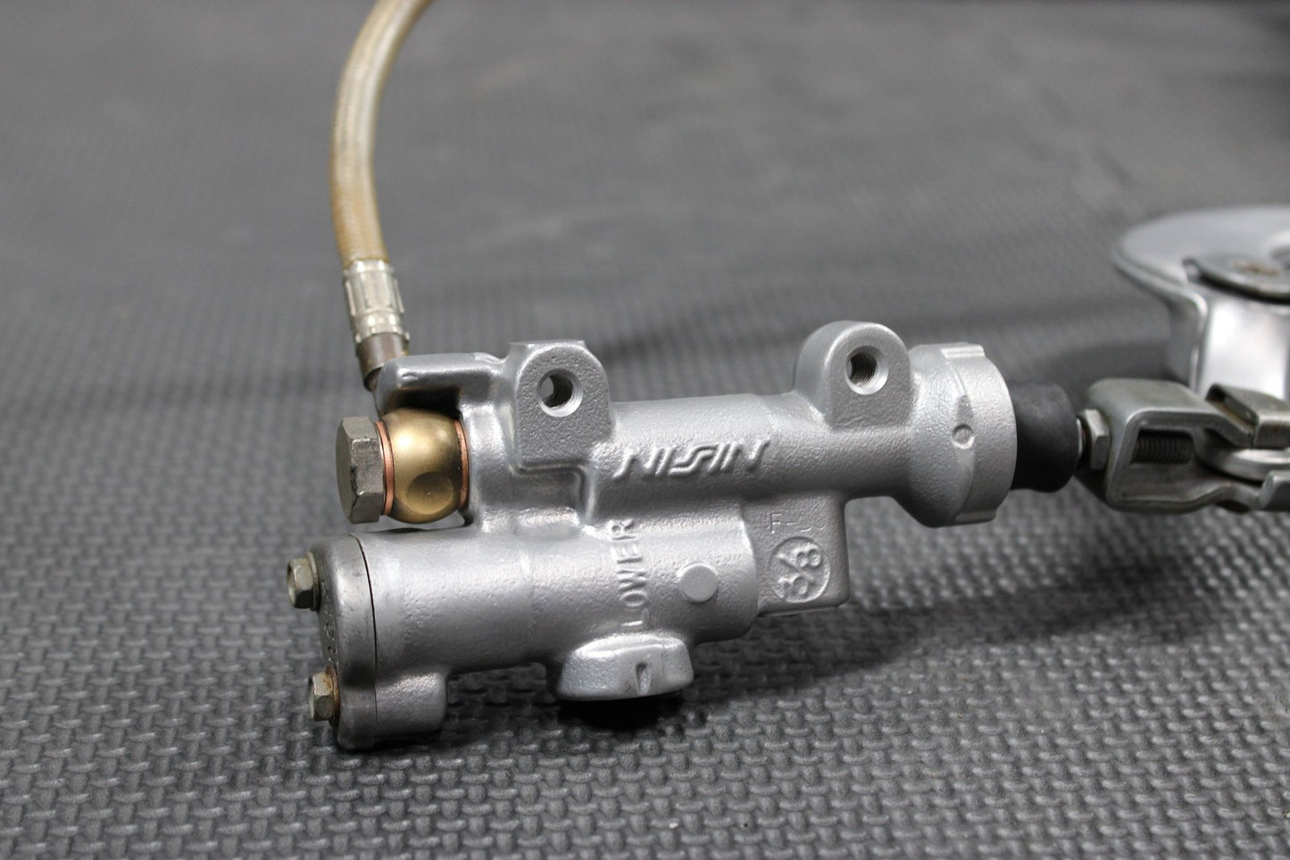 2007 05 - 07 HONDA CRF450R OEM NISSIN REAR BACK BRAKE CALIPER MASTER CYLINDER NICE - hggarage