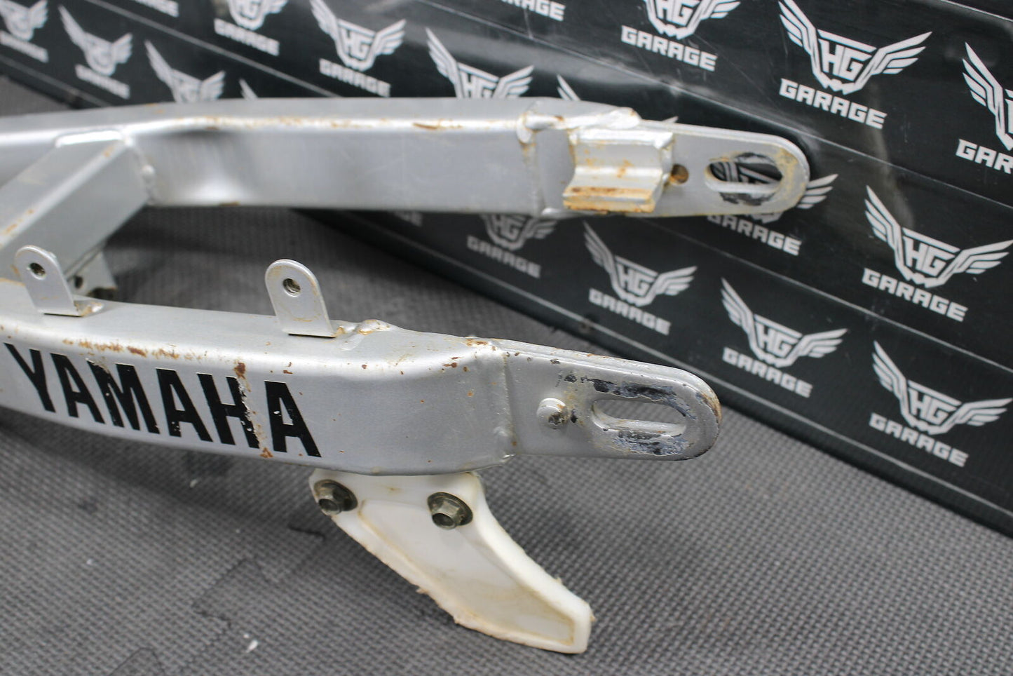 2003 YAMAHA TTR125 TTR125E SMALL WHEEL OEM SWINGARM SWING ARM SUSPENSION ARM