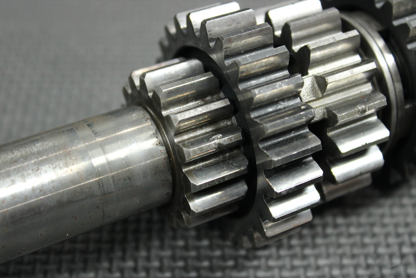 1992 Kawasaki KX250 90 - 93 OEM Engine Transmission Input Shaft Assembly Gears - hggarage