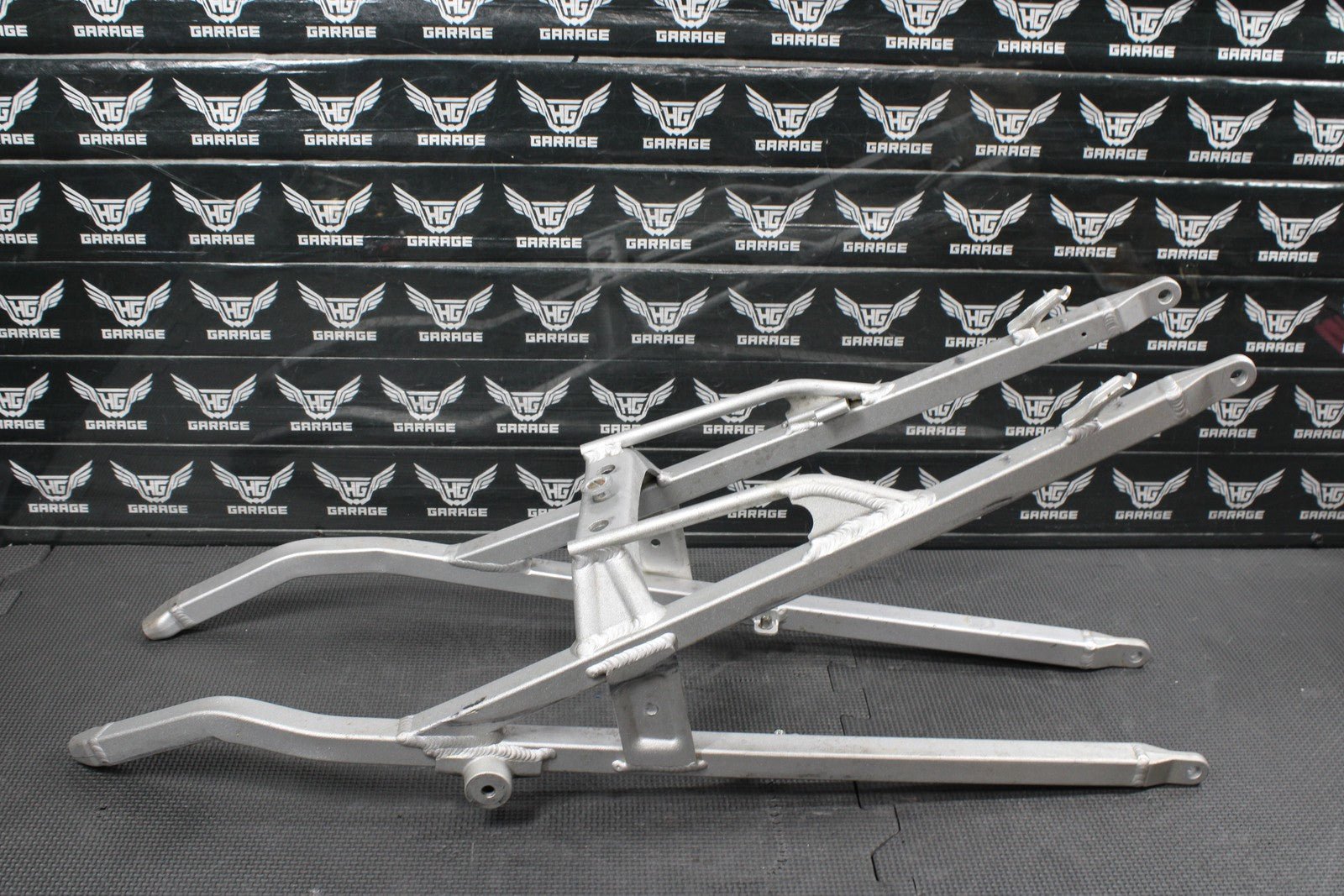 2013 HUSQVARNA TE511 OEM REAR BACK SUB FRAME SUBFRAME 8A00H2243 - hggarage