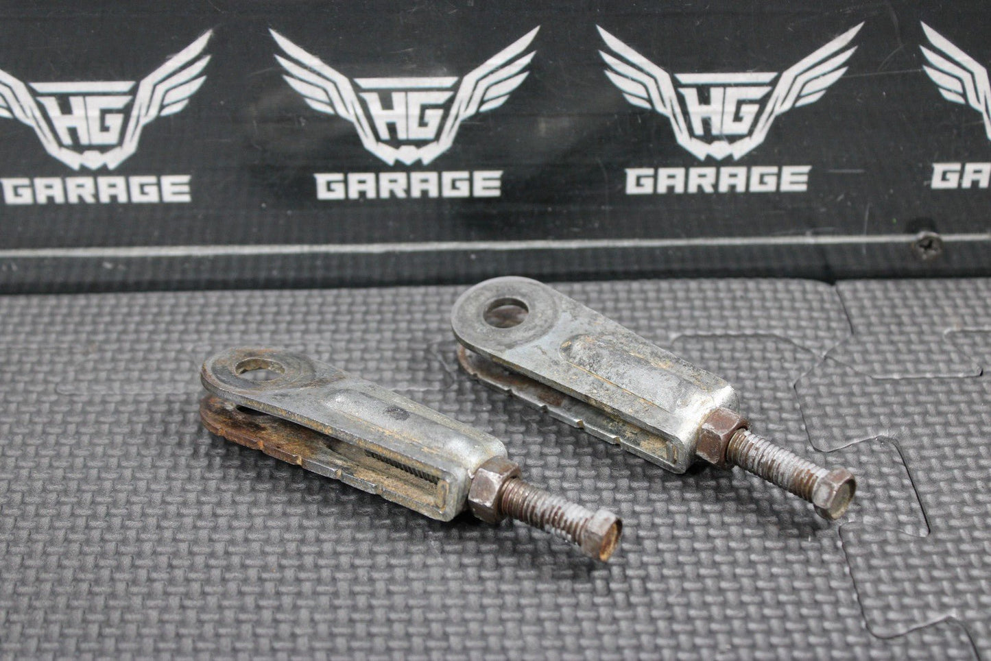 1991 YAMAHA 89 - 06 BANSHEE 350 88 - 06 OEM MAIN DRIVE CHAIN PULLER TENSIONER - hggarage