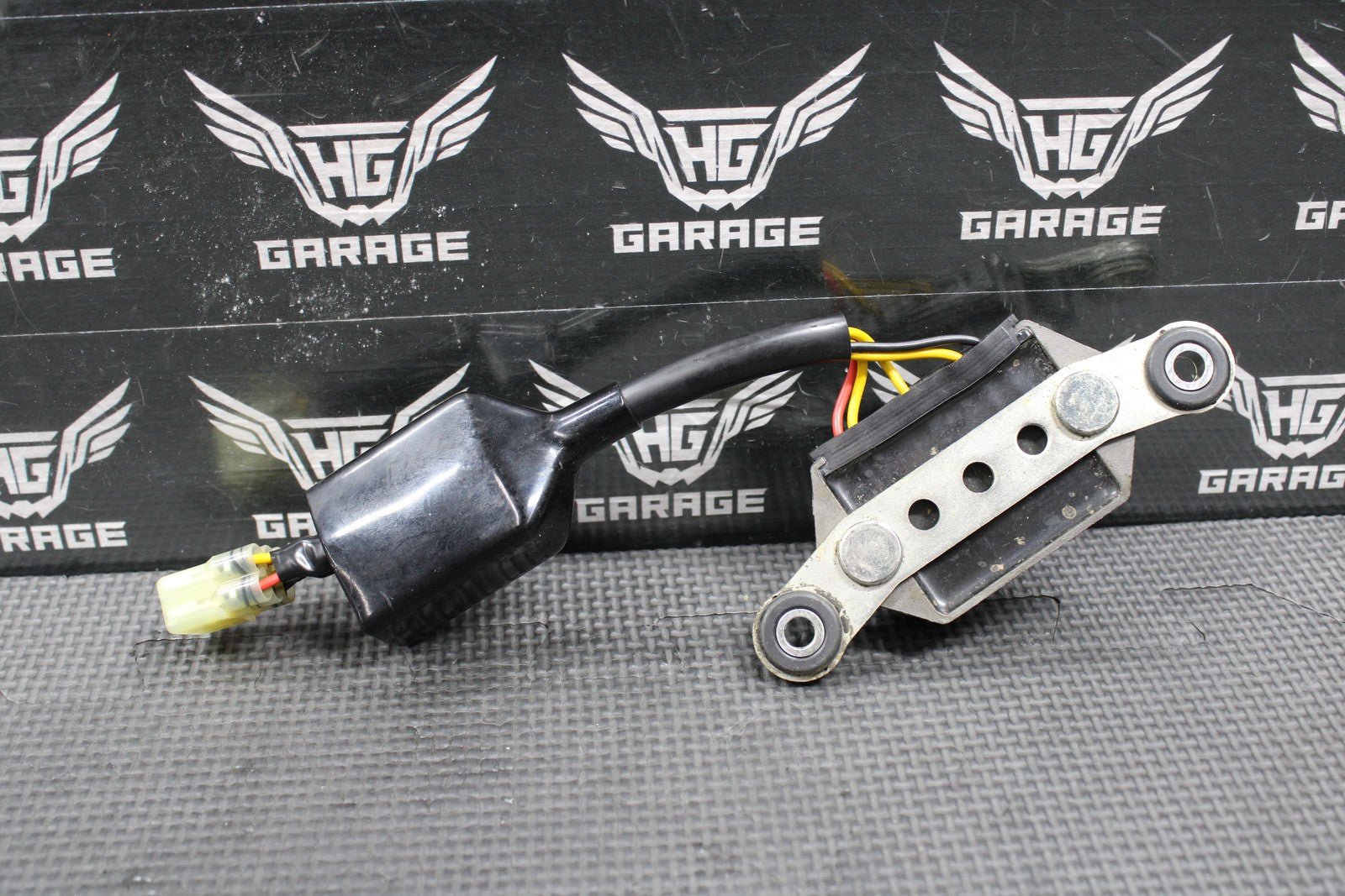 KAWASAKI 13 - 16 KX250F 13 - 15 KX450F OEM RECTIFIER VOLTAGE REGULATOR 21066 - 0742 - hggarage