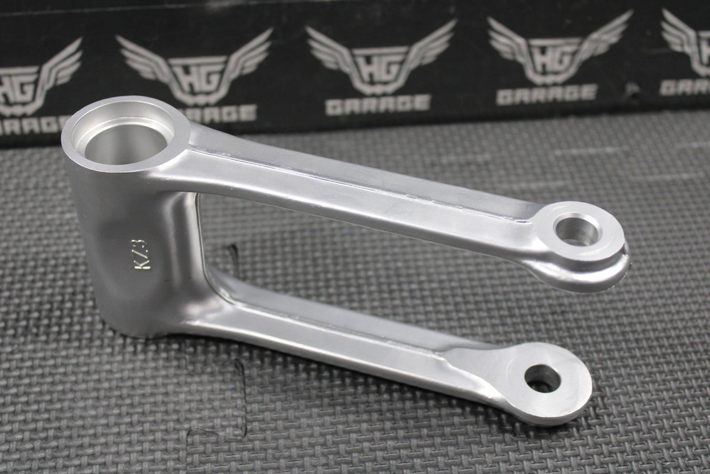 2001 95 - 01 HONDA CR500R OEM REAR SHOCK SWINGARM LINKAGE ROD 52475 - MAC - 680 MINT! - hggarage