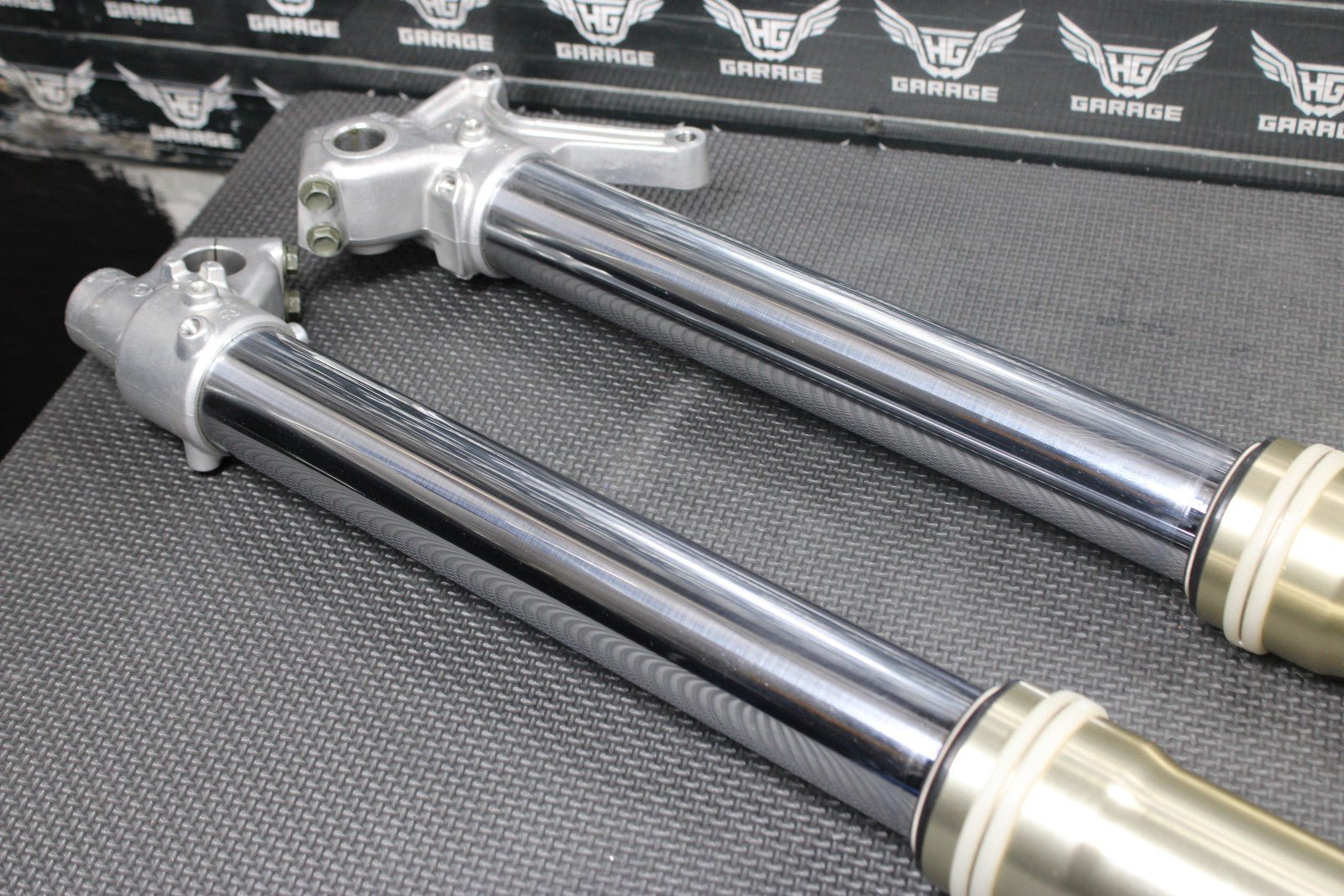 2005 YAMAHA YZ450F OEM RIGHT LEFT FRONT SUSPENSION FORKS SHOCKS 5XD - 23102 - 50 - 00 - hggarage