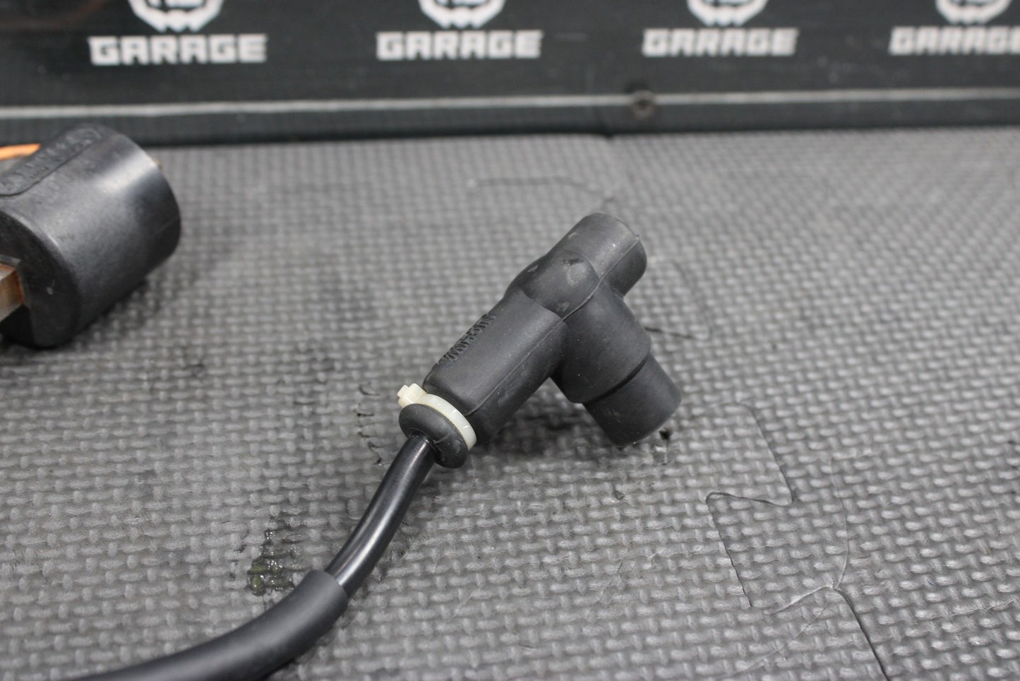 2001 KAWASAKI 01 - 05 KX100 KX85 OEM IGNITION COIL PLUG WIRE 21121 - 1296 21130 - 1077 - hggarage