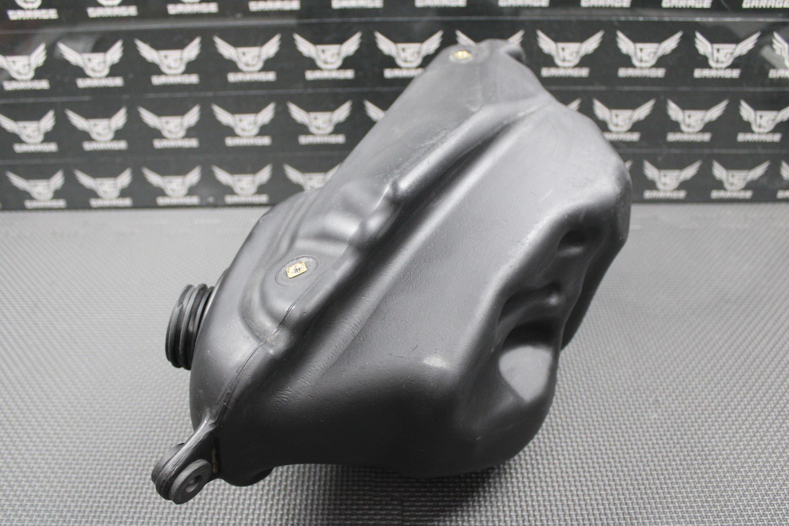 2005 HONDA 02 - 07 CR125R CR250R OEM GAS FUEL TANK RESERVOIR 17510 - KSK - 010 NICE! - hggarage