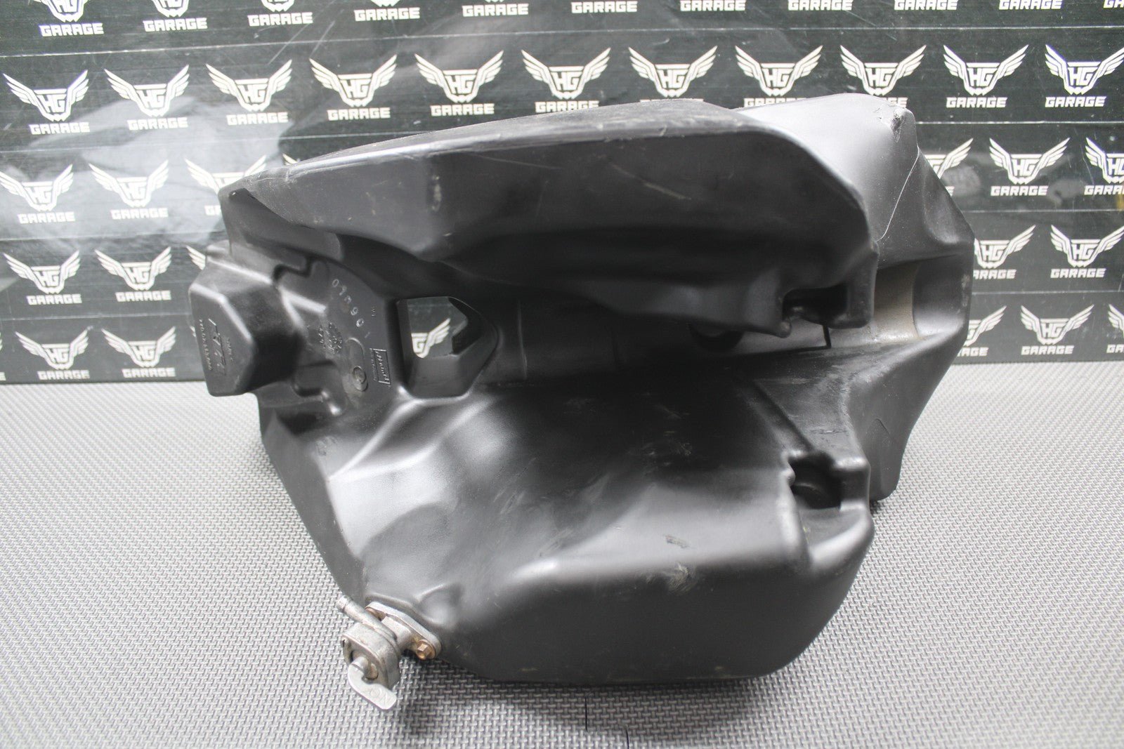 2010 KTM 250 XCF OEM 9L GAS FUEL TANK CELL PETROL RESERVOIR 7700731306630 NICE! - hggarage