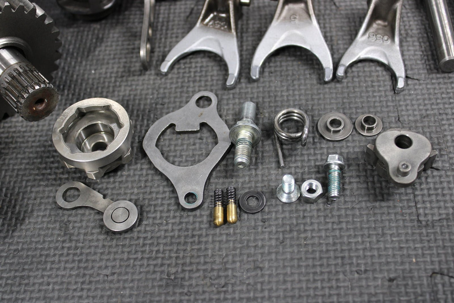 2012 KAWASAKI KX250F OEM ENGINE TRANSMISSION TRANNY ASSEMBLY GEARS - hggarage