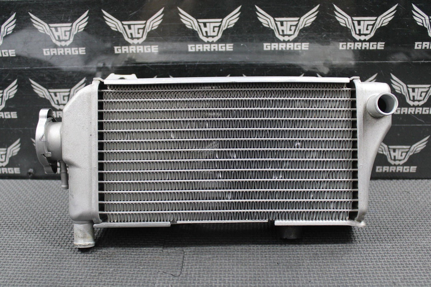 2019 SUZUKI 19 - 25 RMZ250 RMZ450 OEM RIGHT FILL SIDE RADIATOR COOLER 17710 - 37K01 - hggarage