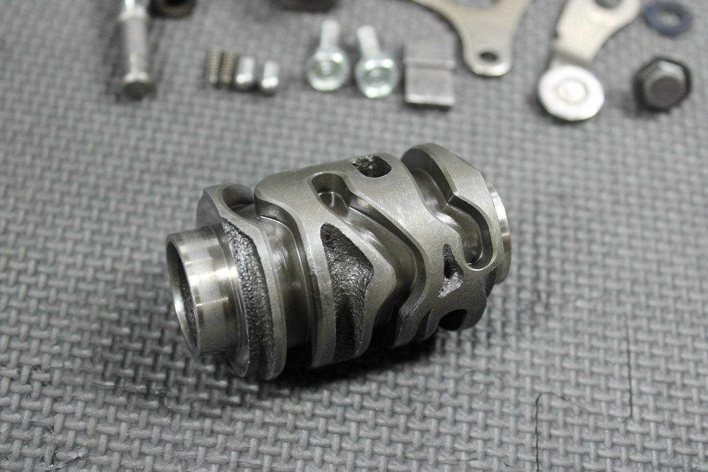 1993 Honda CR80R OEM Engine Transmission Tranny Assembly Gears 23211 - GC4 - 600 - hggarage