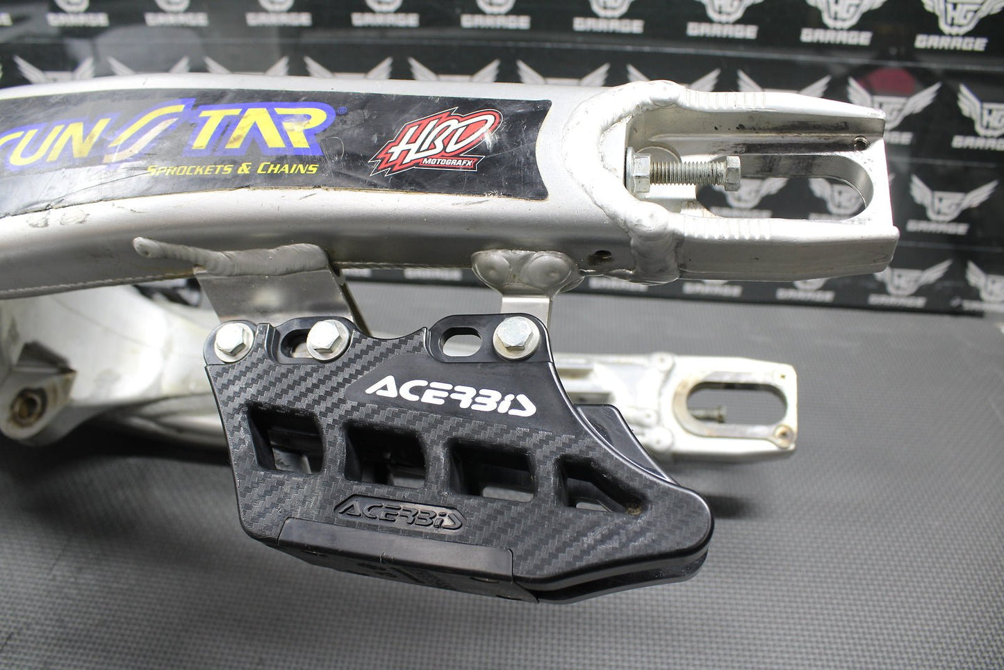 2018 18 - 20 SUZUKI RMZ450 OEM SWINGARM SWING ARM REAR SUSPENSION 61000 - 37K01 NICE - hggarage