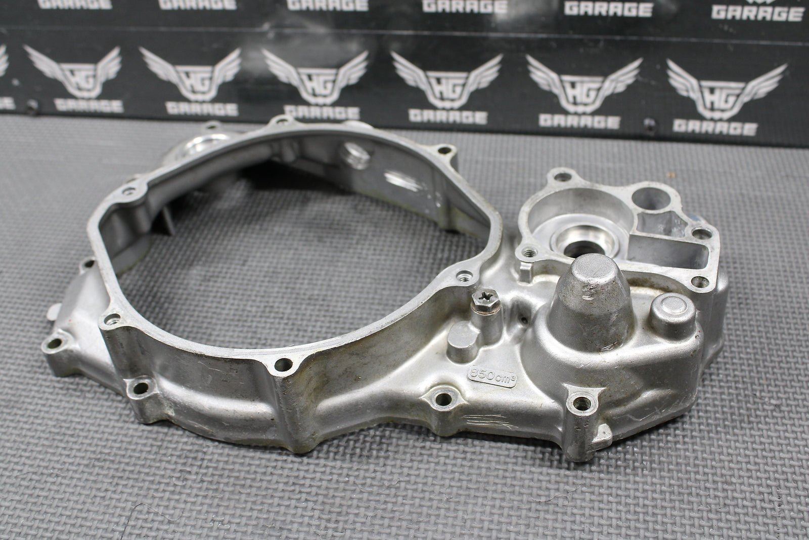 1994 92 - 96 HONDA CR250R OEM RIGHT CRANKCASE INNER CLUTCH COVER 11341 - KZ3 - 890 - hggarage