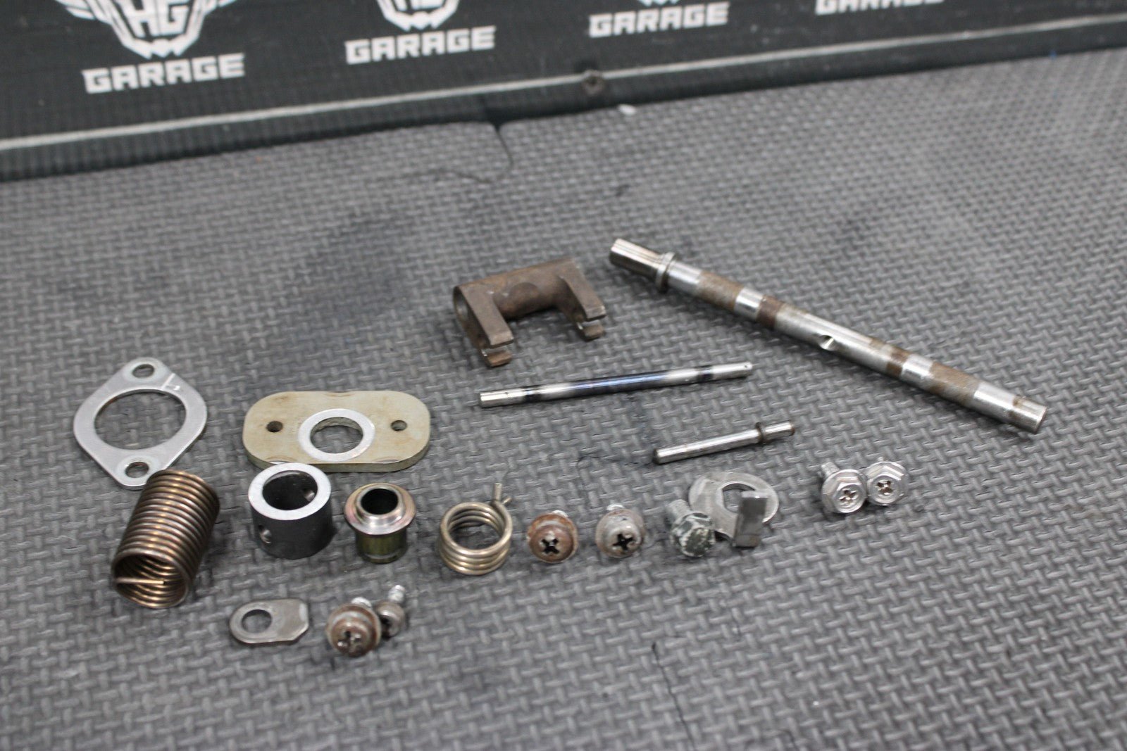 1996 SUZUKI RM250 MODEL T OEM ENGINE POWER VALVE GOVERNOR EXHAUST VALVE ASSEMBLY - hggarage