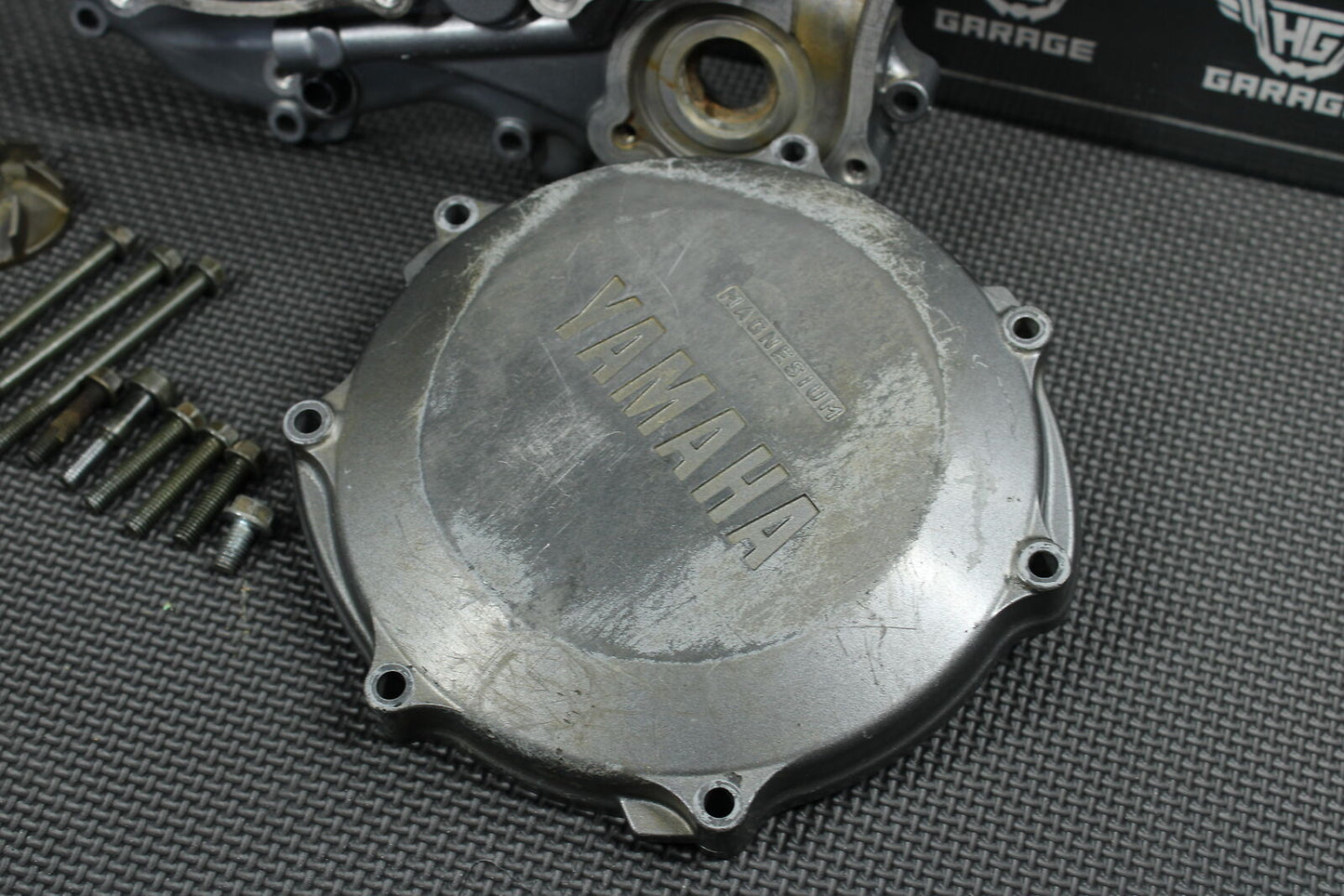 2002 YAMAHA YZ426F OEM ENGINE MOTOR SIDE CLUTCH COVER WATERPUMP 5JG-15431-00-00