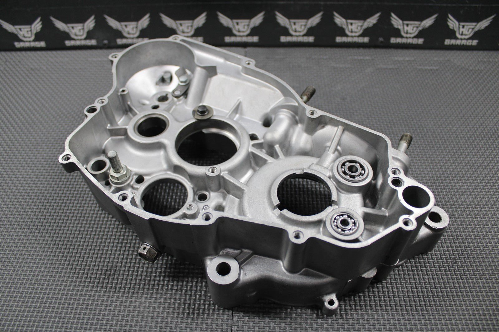 2006 2007 KAWASAKI KX250 OEM RIGHT ENGINE CRANKCASE CRANK CASE 14001 - 0065 GOOD! - hggarage
