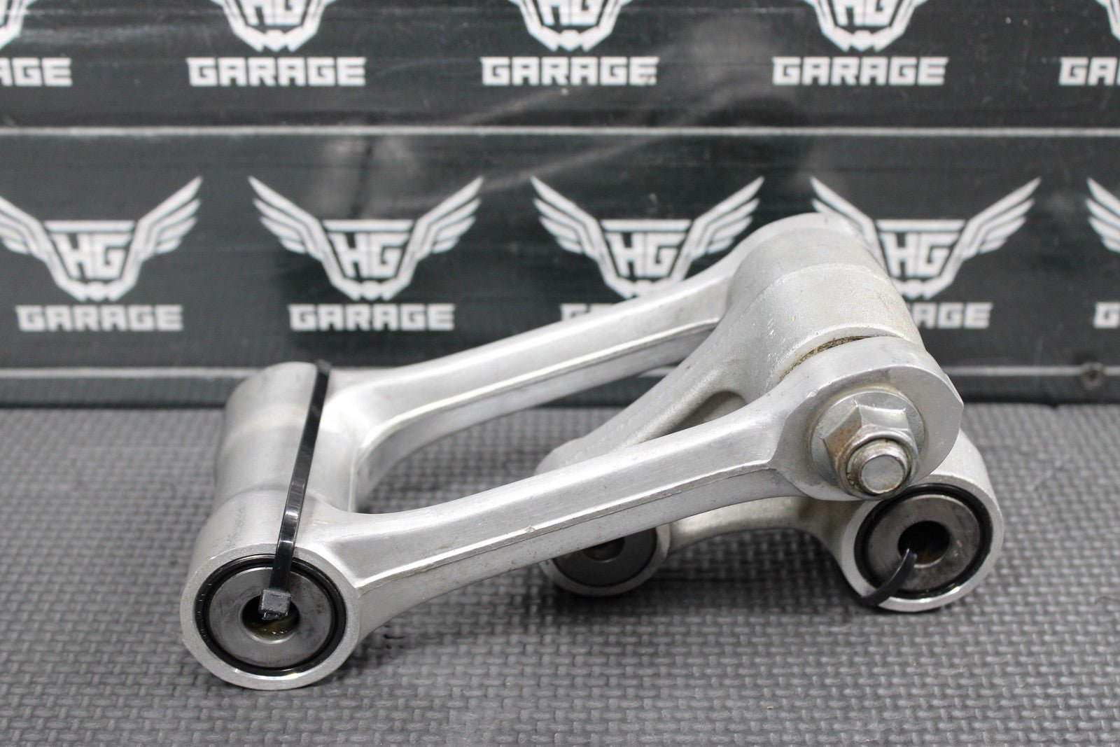 2014 KAWASAKI 13 - 16 KX250F OEM REAR SHOCK LINKAGE LINKS RELAY ARM - hggarage