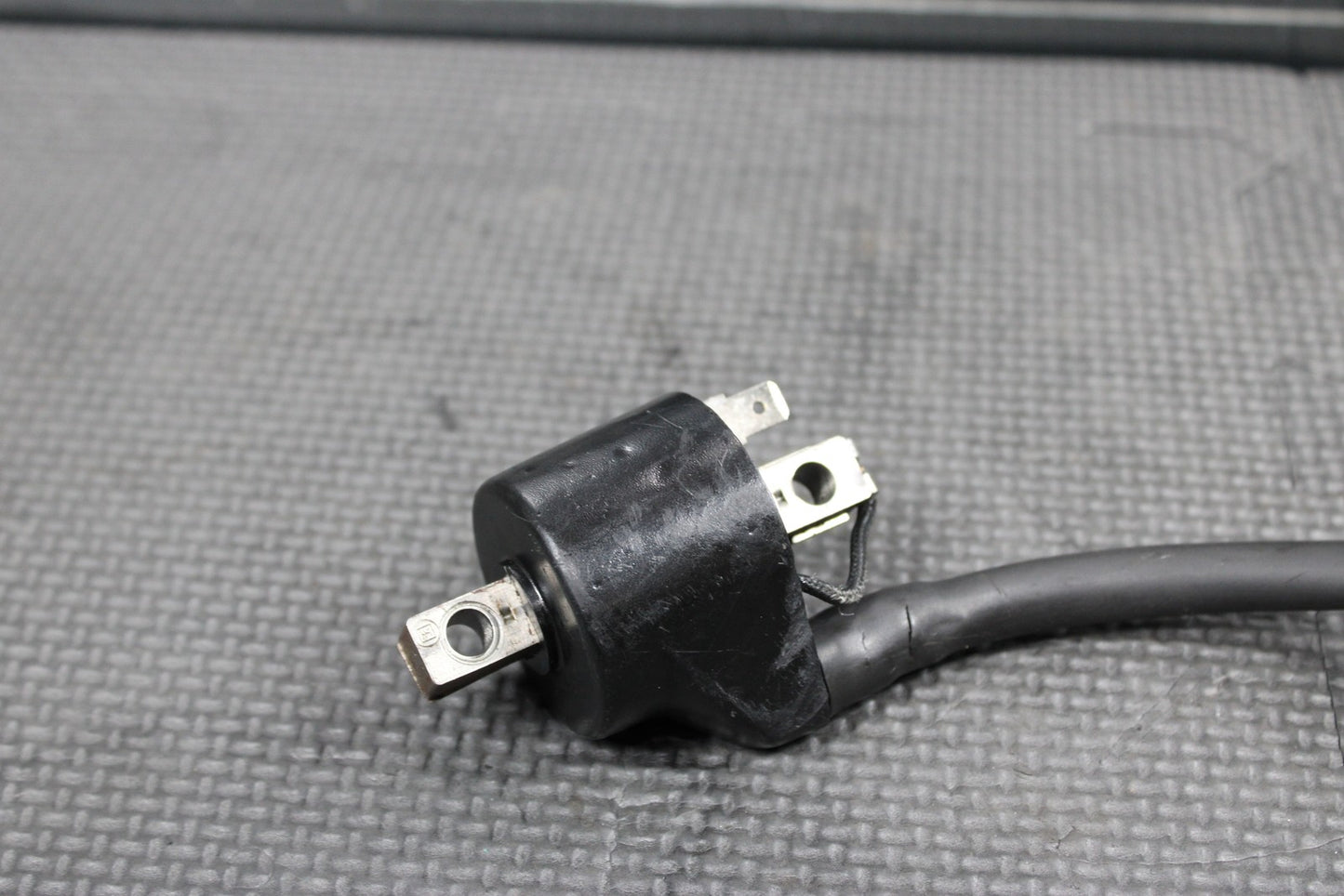 2000 KTM 250 EXC OEM IGNITION COIL CDI 59039006000 - hggarage