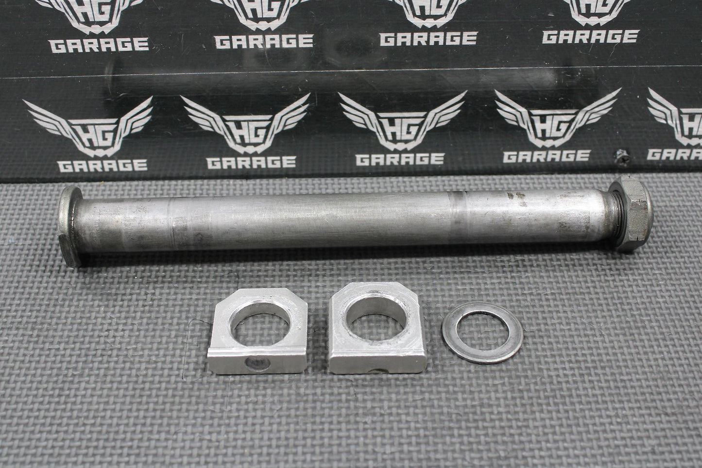 2018 SUZUKI RMZ450 OEM REAR AXLE BACK WHEEL RIM PIVOT BOLT AXLE 64711 - 35G10 - hggarage