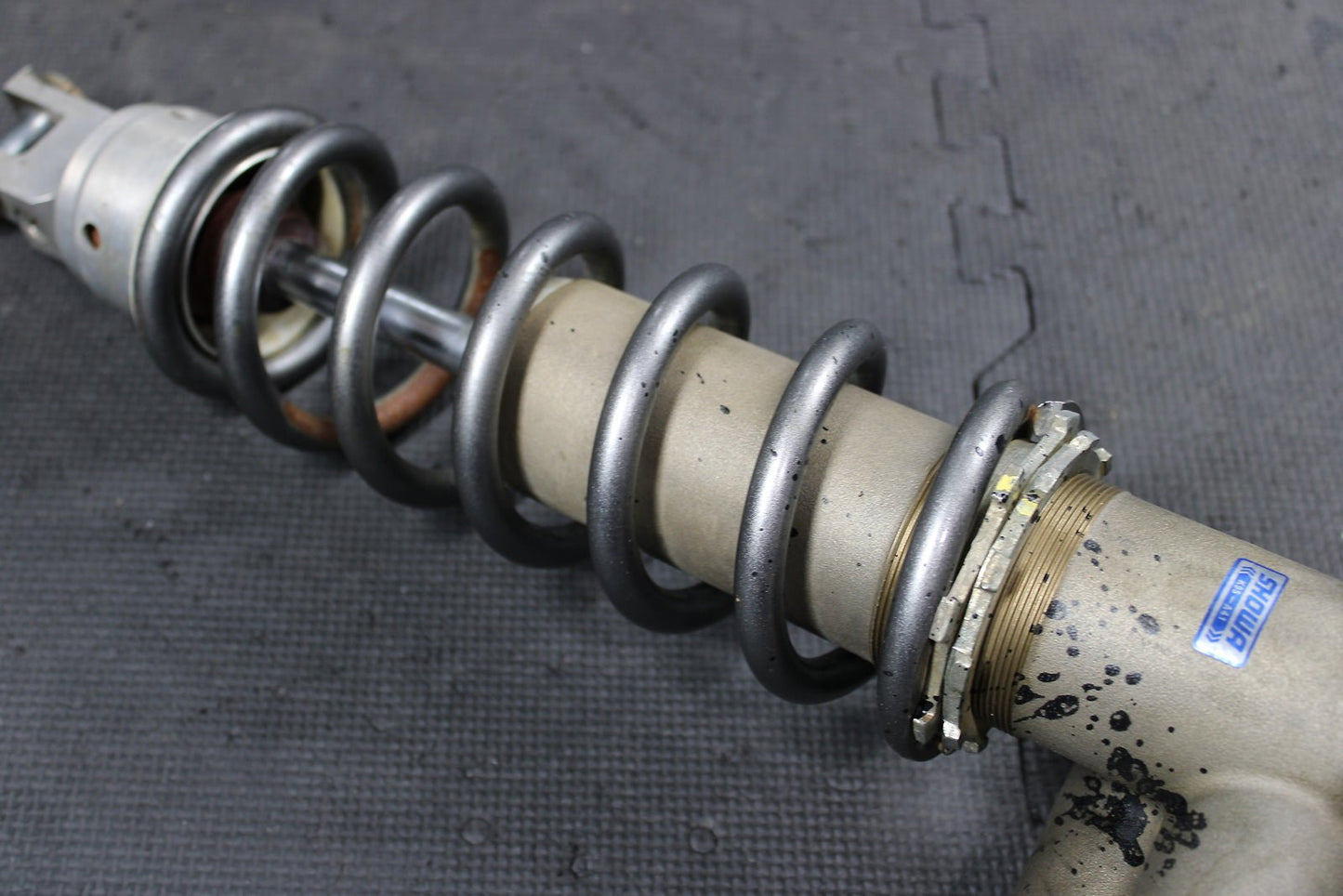 2019 HONDA CRF250R OEM REAR BACK SHOCK ABSORBER SUSPENSION 52400 - K95 - A41 GOOD! - hggarage