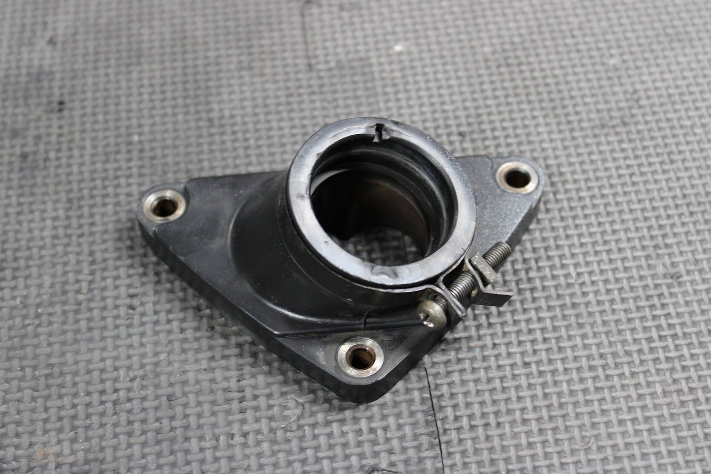 1986 HONDA XR250R OEM CARB CARBURETOR JOINT INTAKE BOOT 16211 - KT1 - hggarage