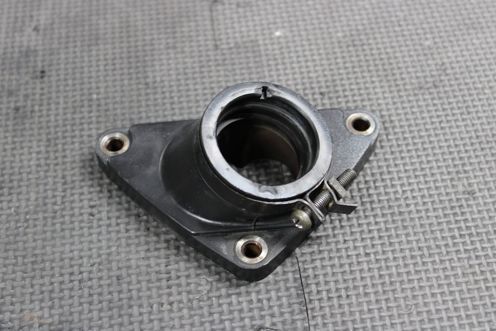 1986 HONDA XR250R OEM CARB CARBURETOR JOINT INTAKE BOOT 16211 - KT1 - hggarage