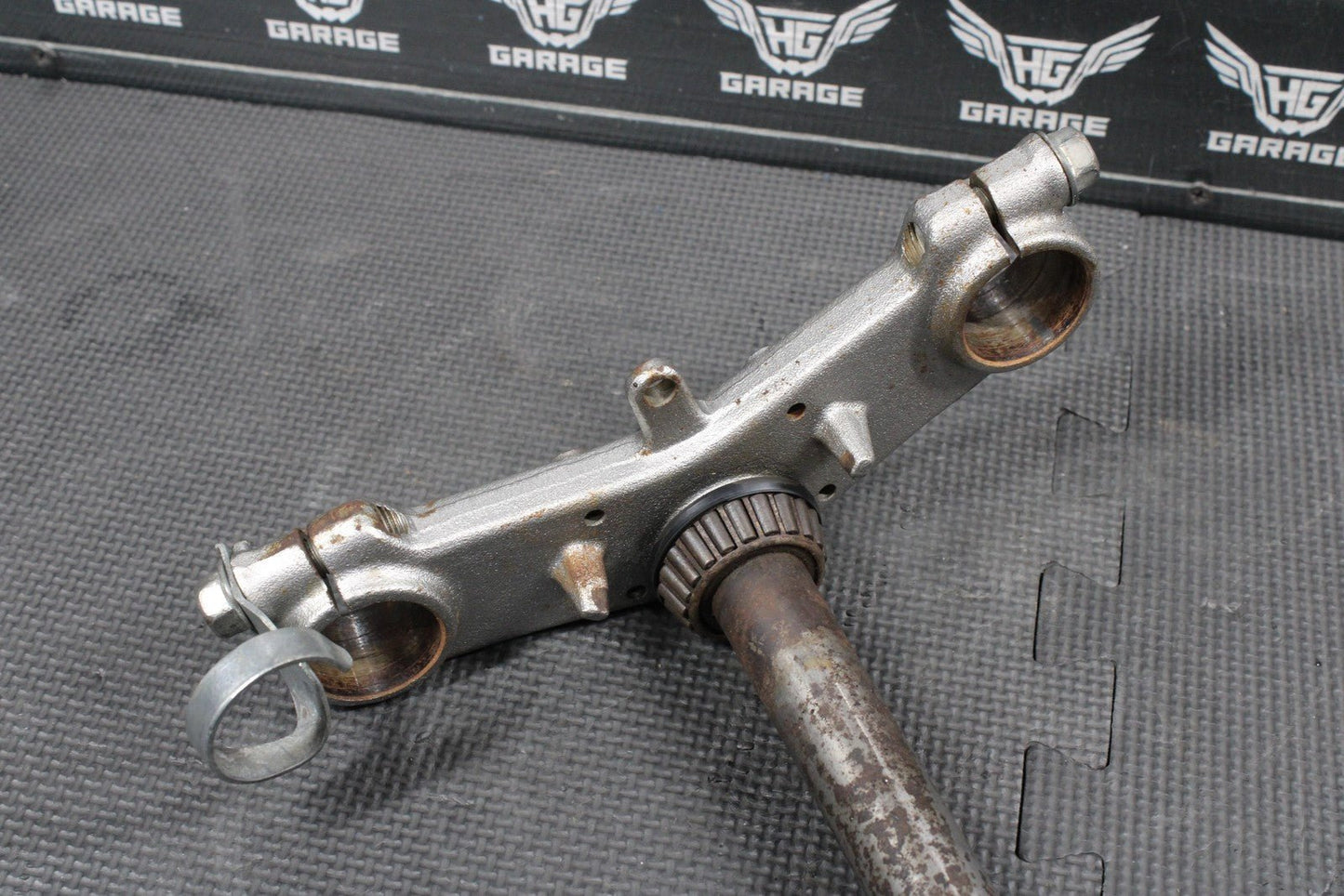 2008 KAWASAKI KLX140 OEM FRONT FORKS LOWER UPPER TRIPLE TREE STEM CLAMP FORKS - hggarage