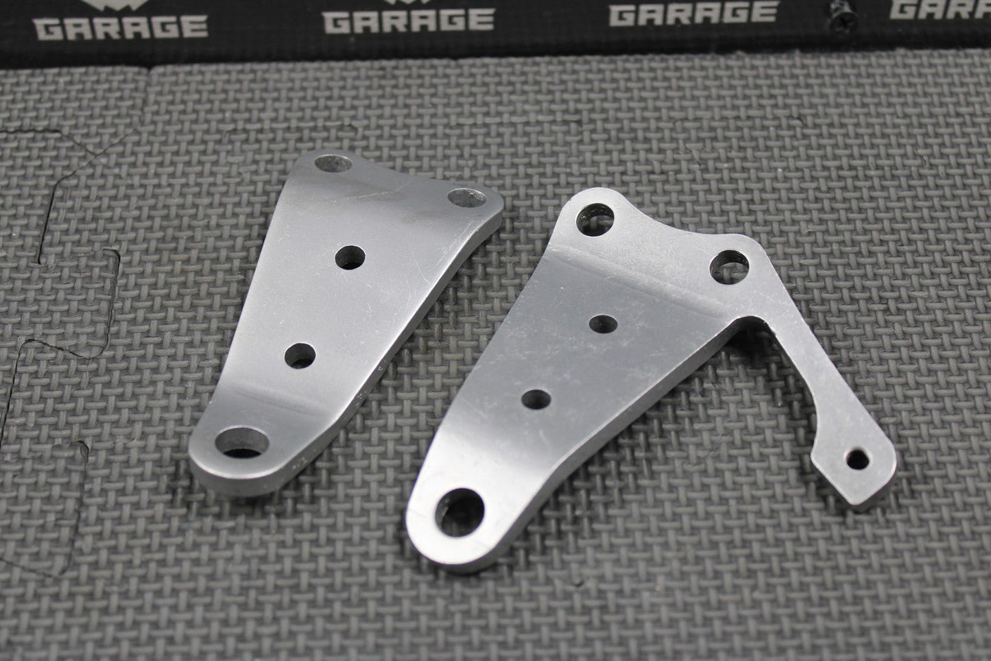 1997 HONDA CR250R OEM ENGINE MOTOR MOUNT HEAD STAY HANGER BRACKETS 50407 - KZ3 - B00 - hggarage