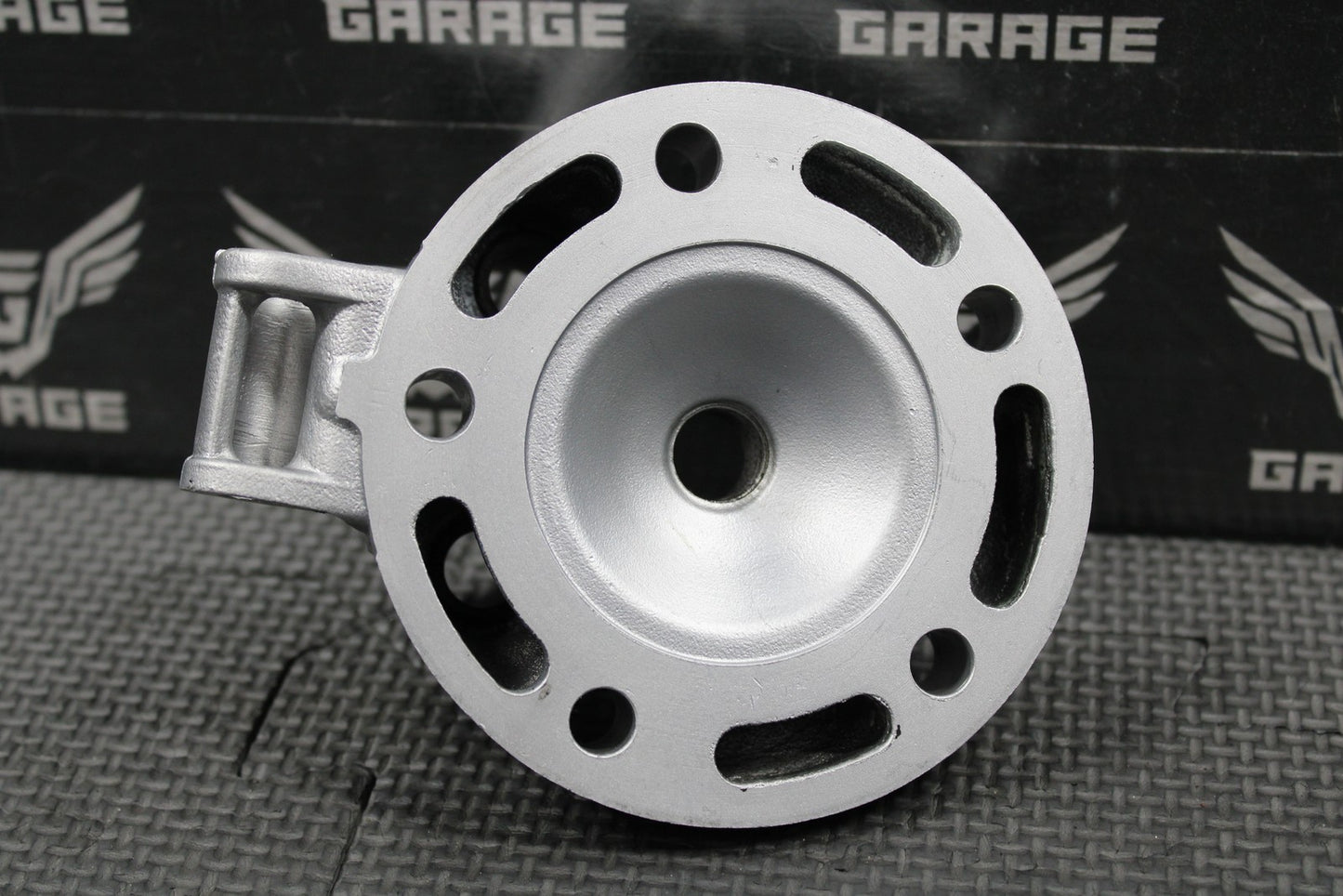 1988 HONDA CR125R OEM ENGINE MOTOR CYLINDER HEAD COVER DOME 12200 - KS6 - 830 NICE! - hggarage