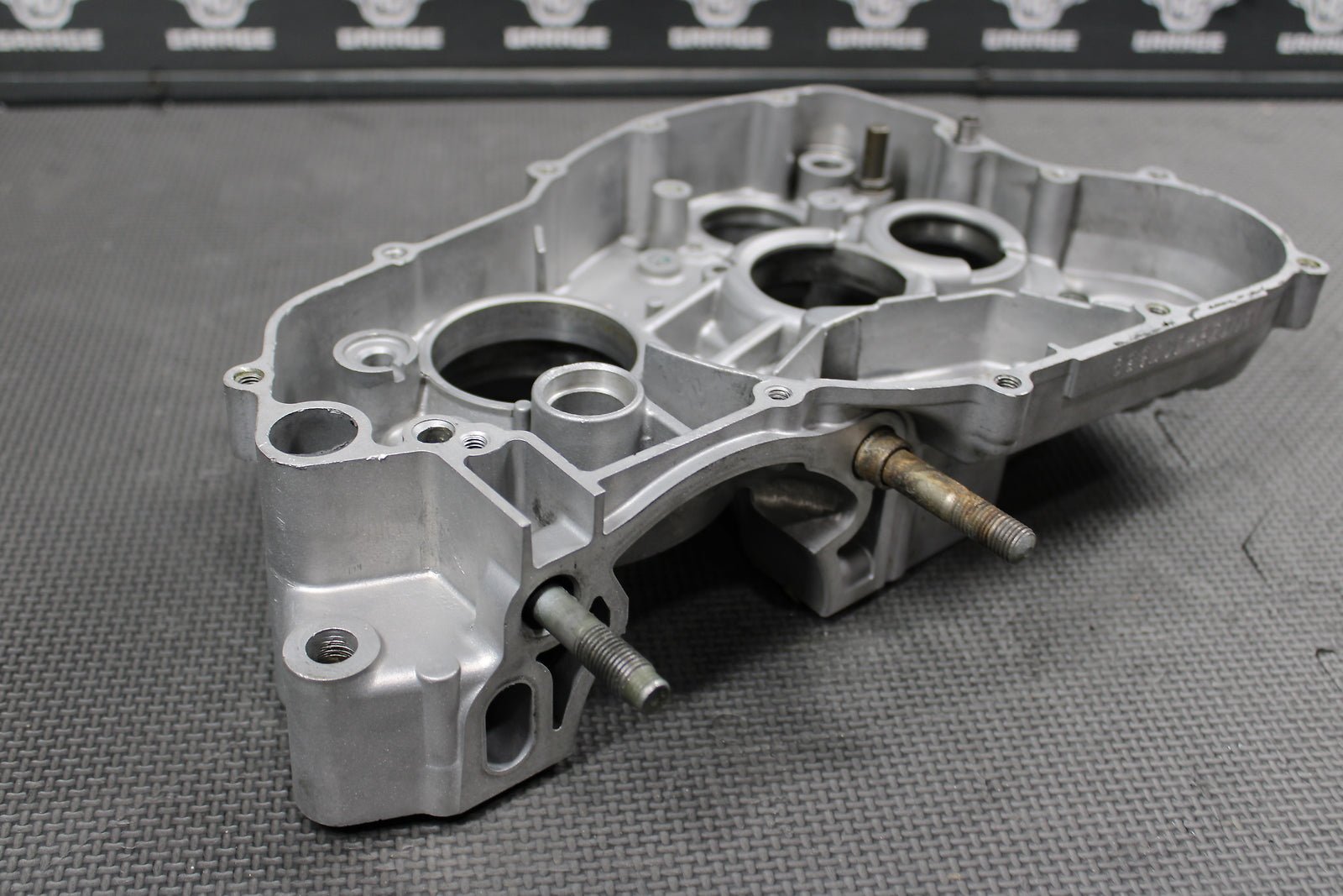 2000 YAMAHA YZ250 OEM RIGHT ENGINE MOTOR CRANKCASE CRANK CASE BLOCK - hggarage
