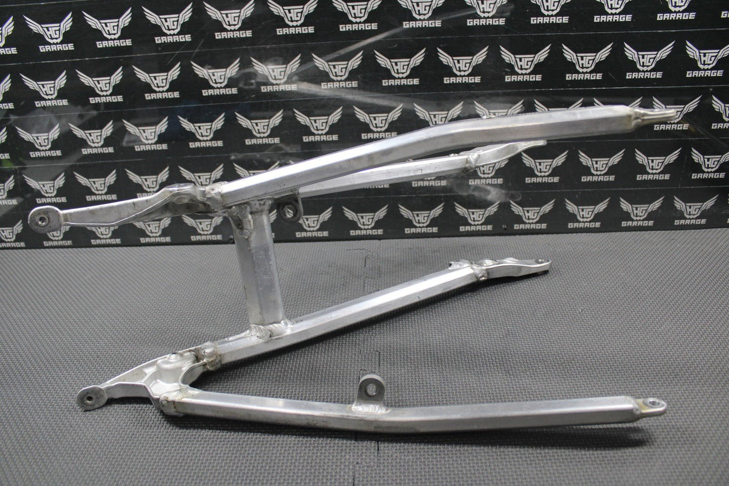 2020 SUZUKI RMZ250 18 - 20 RMZ450 OEM REAR BACK SUB FRAME SUBFRAME 41200 - 37K0 NICE - hggarage