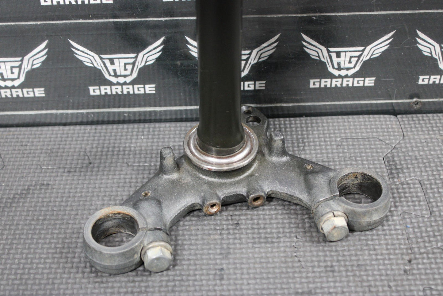 1997 94 - 97 YAMAHA RT100 OEM FRONT FORKS LOWER UPPER TRIPLE TREE STEM CLAMP - hggarage