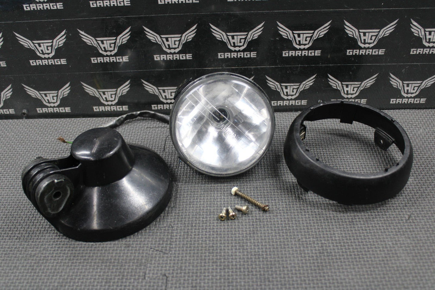 2001 YAMAHA BANSHEE YFZ350 OEM FRONT HEAD LIGHT LAMP HEADLIGHT HOUSING PARTS - hggarage