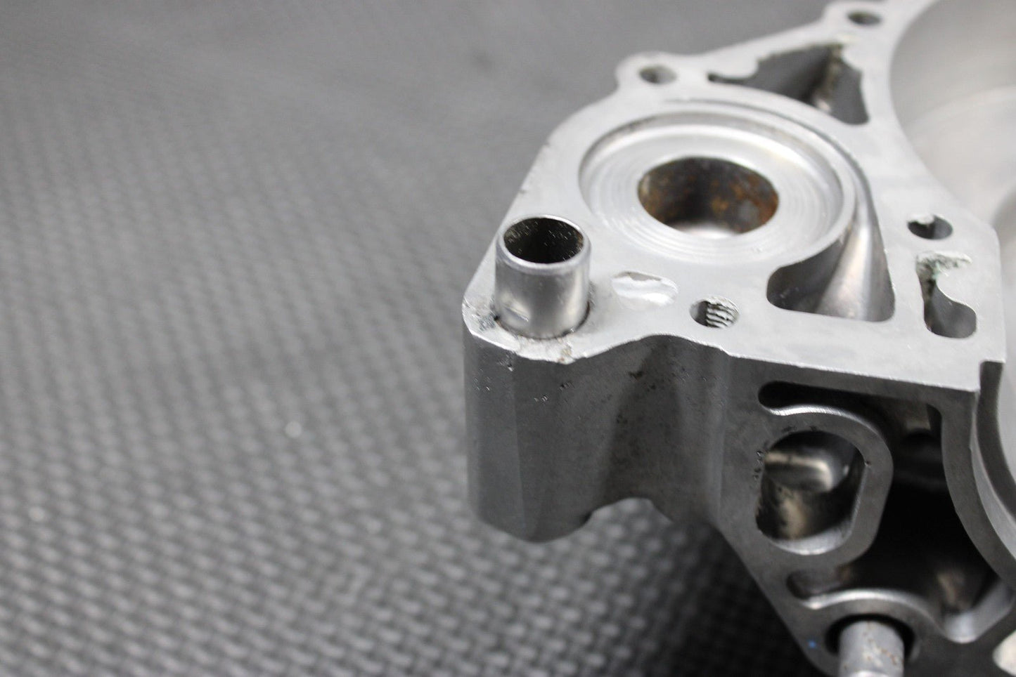 1996 SUZUKI RM250 OEM LEFT RIGHT ENGINE CRANKCASE CRANK CASES BLOCK READ DESC! - hggarage