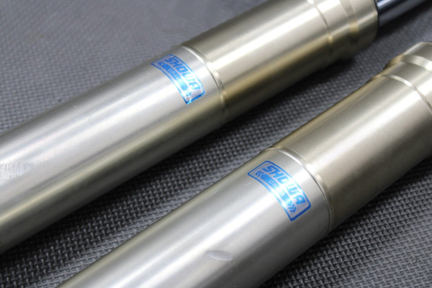 2003 KAWASAKI KLX400SR OEM SHOWA RIGHT LEFT FRONT SUSPENSION FORKS SHOCKS GOOD! - hggarage